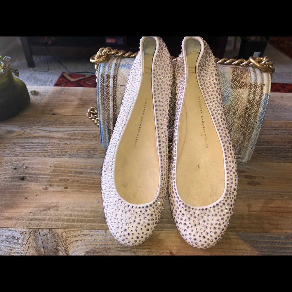 Authentic Giuseppe - Picture 3 of 6